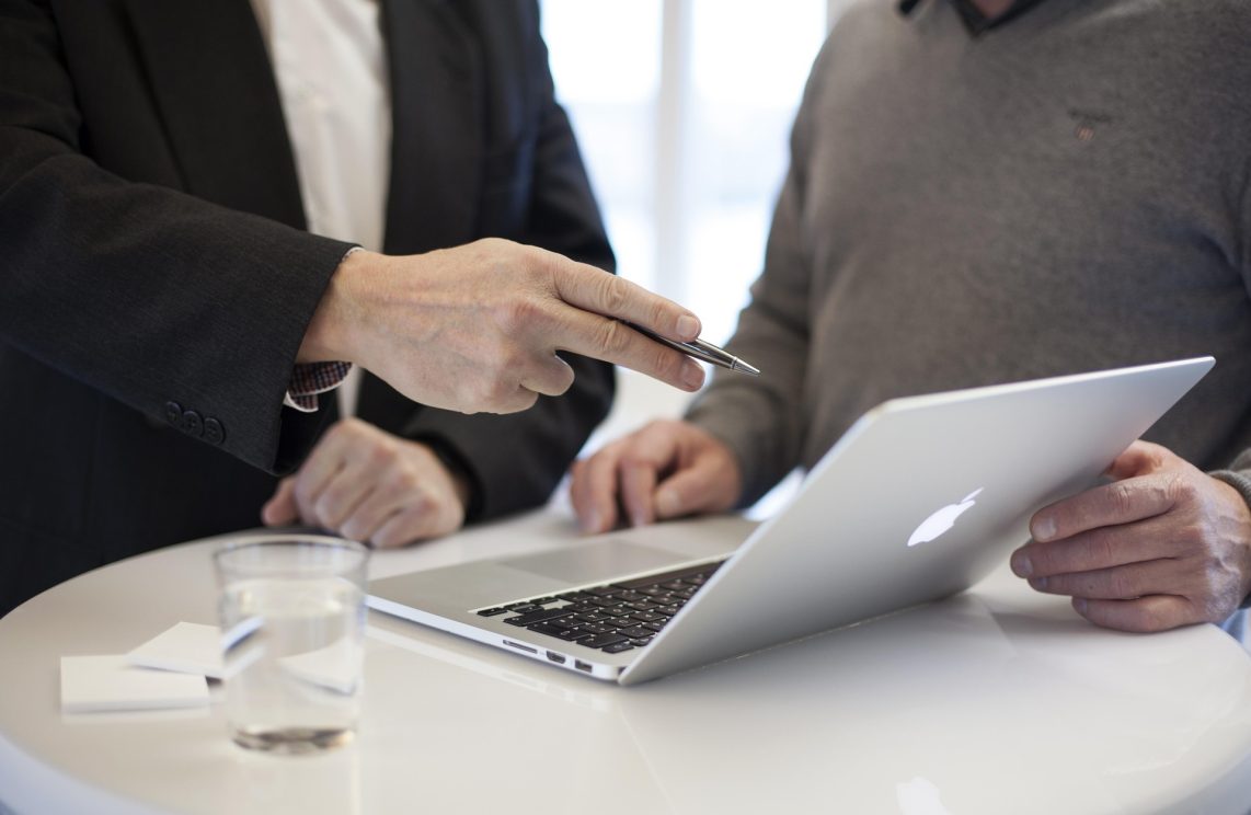 consulting-3031678_1920